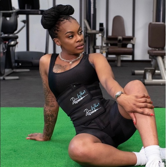 Jess Hilarious Dr Who? Waist snatcher - Picture 2 of 4